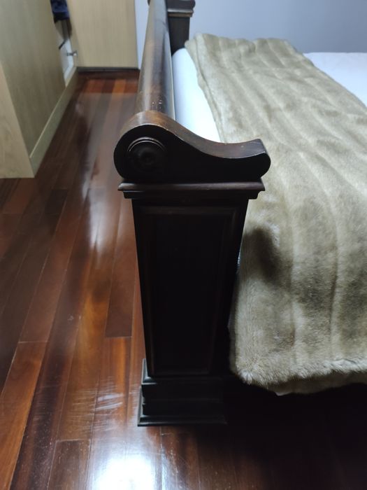 Quaro de casal - MOBÍLIA