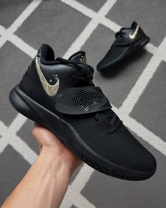 Nike Kyrie Flytrap 3 męskie sportowe buty do koszykówki koszykarskie 43