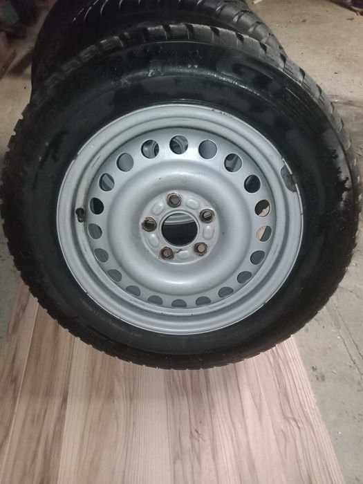 Felgi 15 Ford Focus Mk2 z oponami 195x65x15