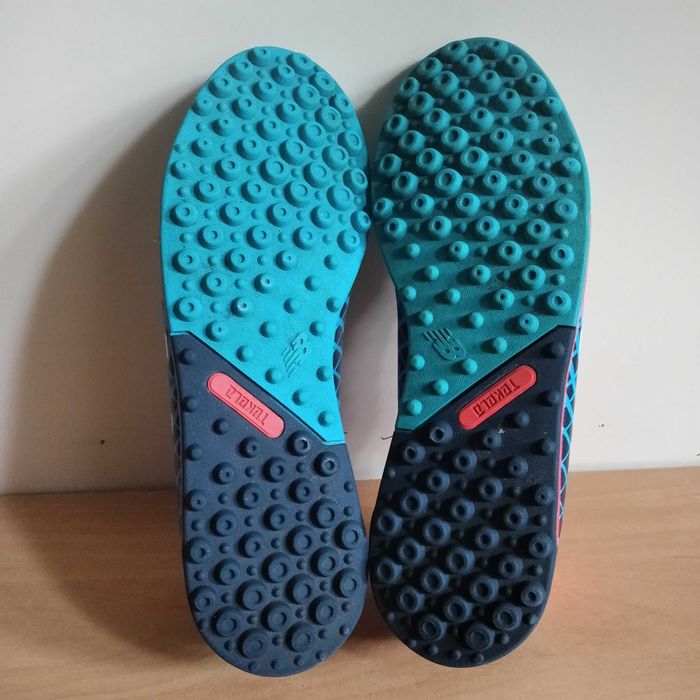 Buty piłkarskie turfy NEW BALANCE Tekela roz.eu-38