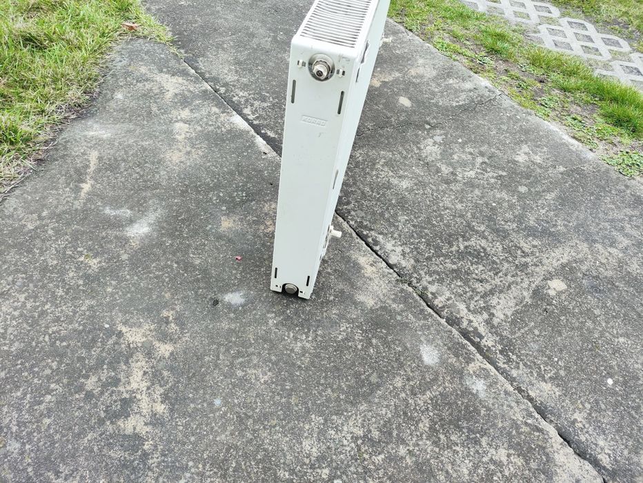 Grzejnik stalowy 140 cm