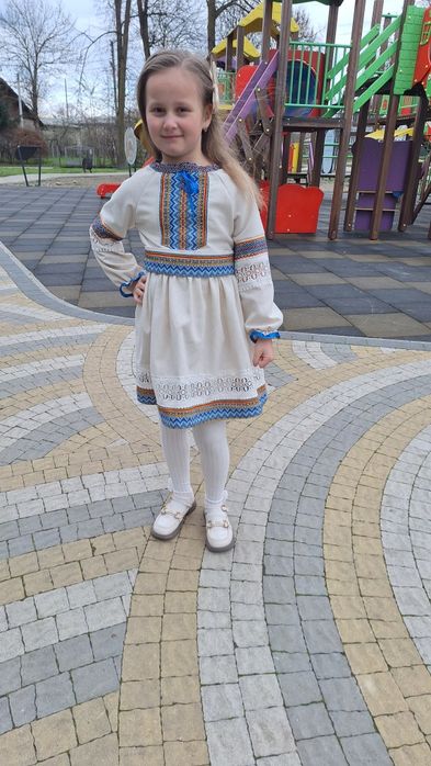 Вишитий  костюмчик, спідничка, вишиванка для дівчаток