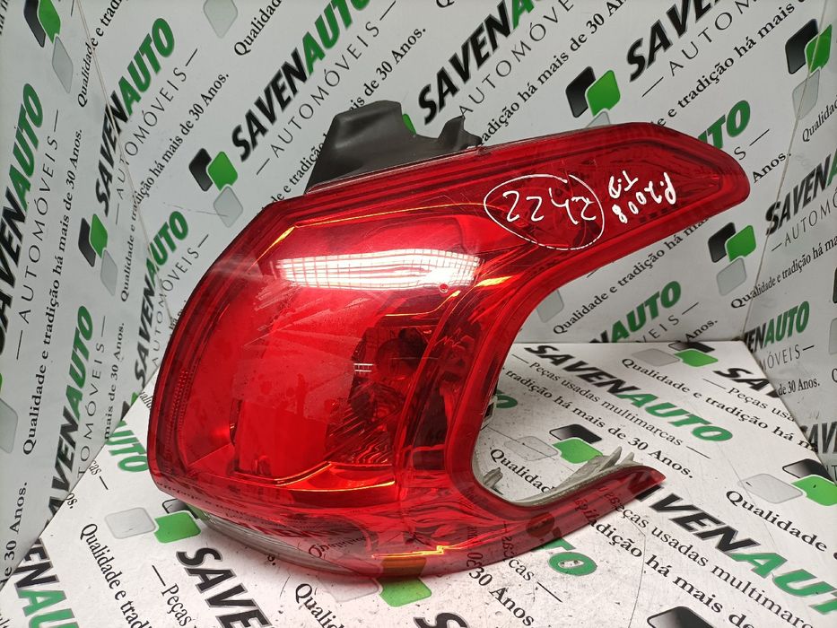 Farolim direito PEUGEOT 2008 I (CU_)