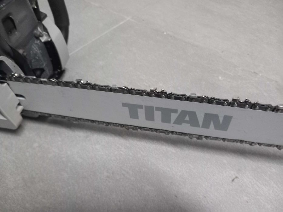 Piła pilarka spalinowa Titan prowadnica 40 cm jak nowa !!