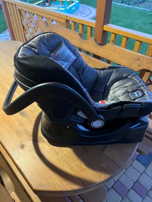 Автокрісло chicco 0-2 р