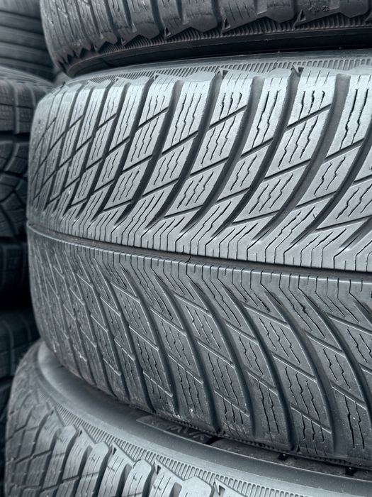 235 55 19 Michelin Pilot Alpin 5 SUV 90% 2025 Шини Зима