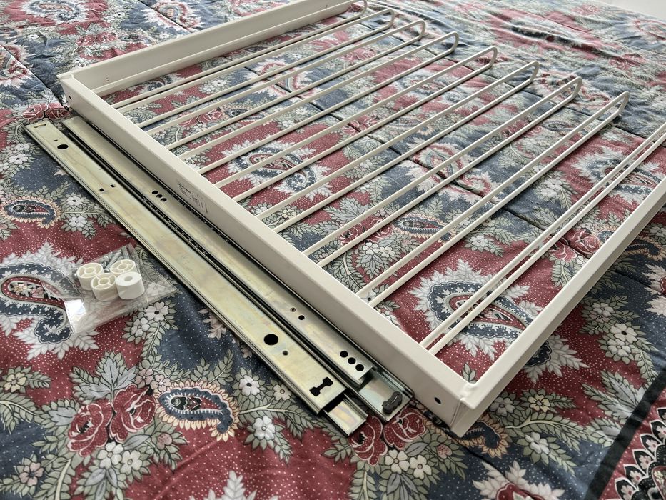 Suporte para pendurar calças roupeiro IKEA