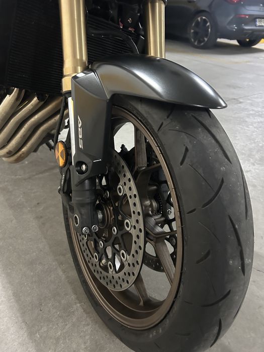 Honda cb 650 R e-clutch 35kw