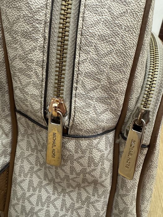 Рюкзал  Michael  kors