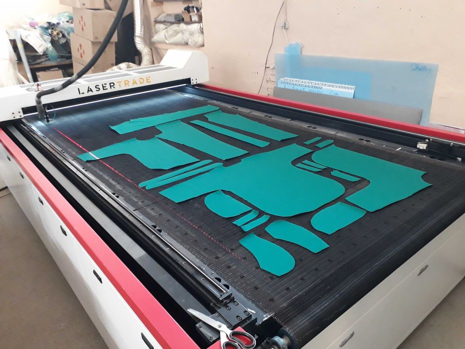 Лазерная Резка Ткани Кожи Акрила Других Материалов Laser Trade