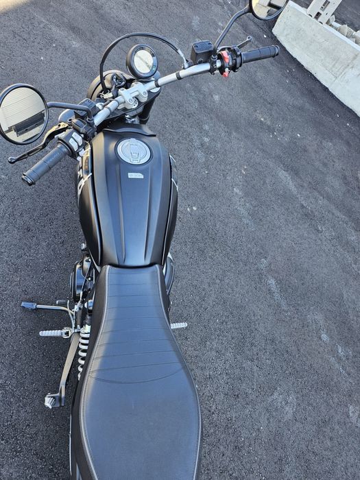 Ducati scrambler 800