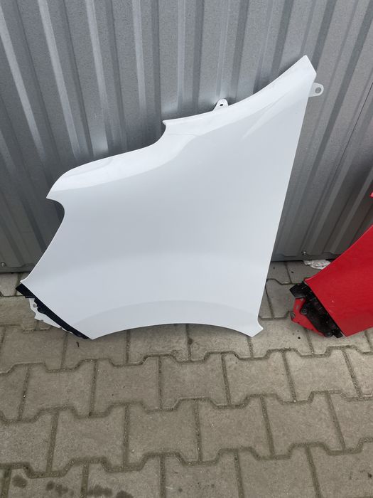 Blotnik lewy przód przedni bialy czerwony Master IV 19-
