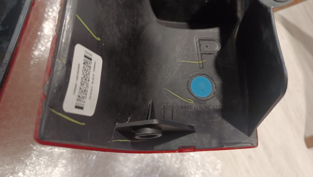 Стопи задні фонарі Chevrolet Express GMC Savanna