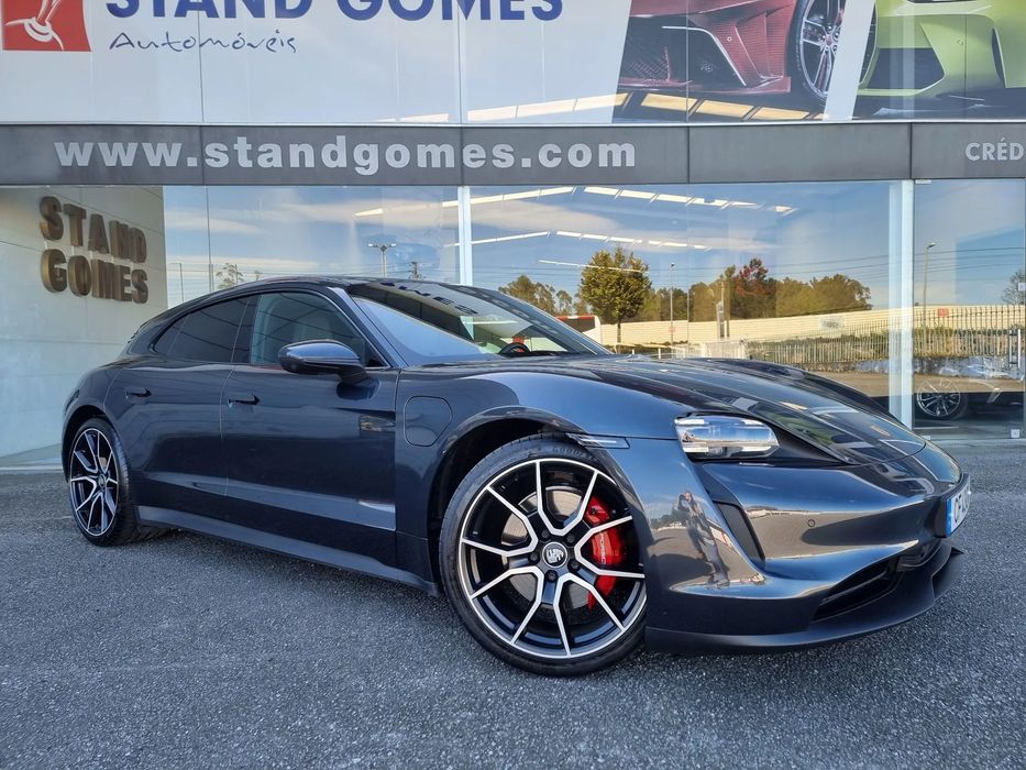Porsche Taycan Sport Turismo Standard
