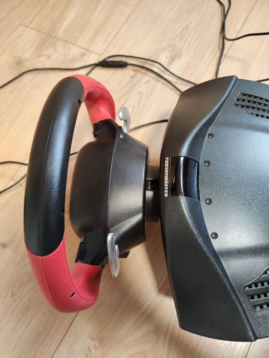 Kierowca Thrustmaster Ferrari 458 Spider xbox