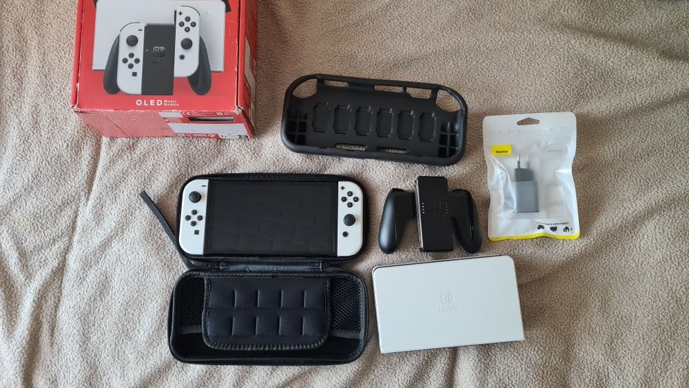 Nintendo Switch Oled z grą