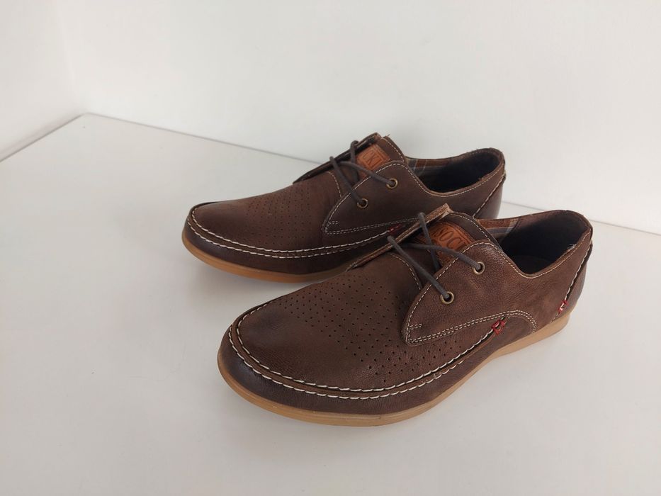 Buty męskie skórzane Lasocki w rozmiarze 41