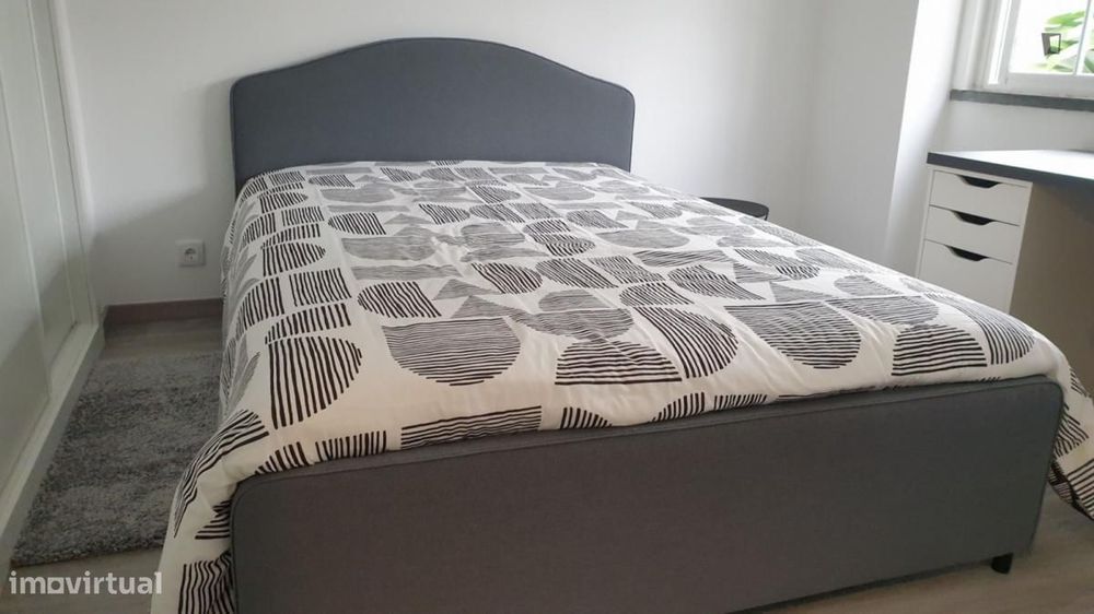Quarto - localizado em Lisbon