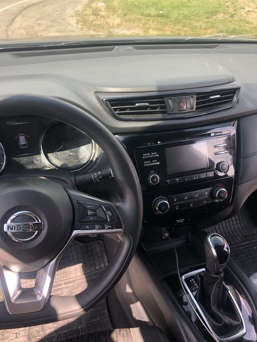 Nissan rogue 2017