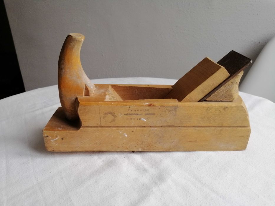 Stary ręczny strug hebel