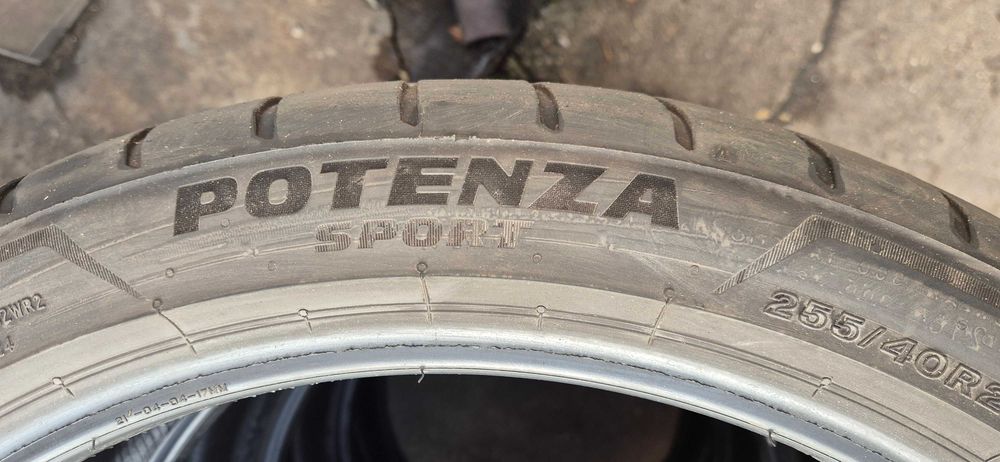 Komplet opon letnich Bridgestone _ 255/40/21 _ 295/35/21