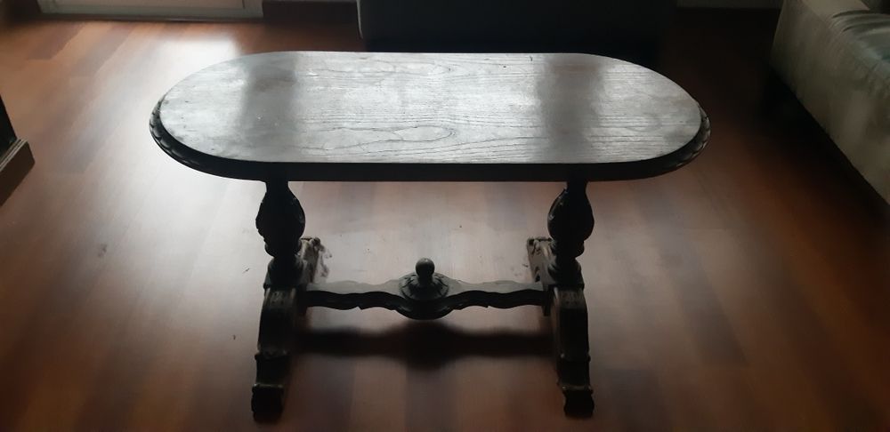 Mesa de apoio em madeira