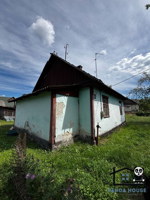 Продається будинок в затишному районі міста