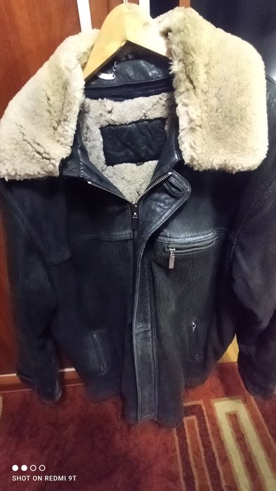 Продам куртку  мужскую 52-54размер из натуральной овчины б/у