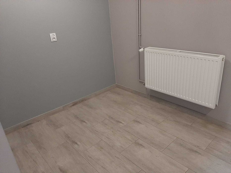 Lokal po remoncie w podpiwniczeniu do wynajęcia w Centrum