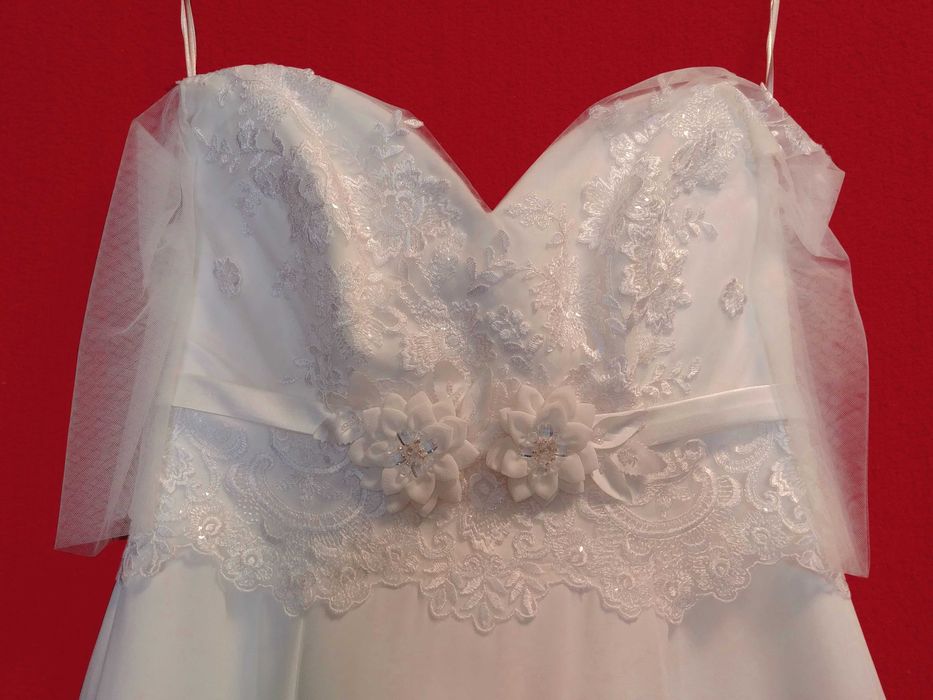 Suknia ślubna klasyczna ecru 40