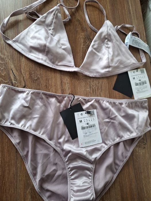 Новий жіночій комплект белизни