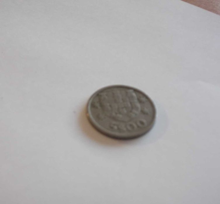Moeda antiga de 5 Escudos de 1965