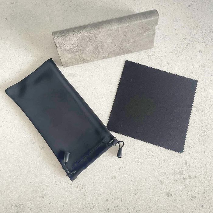 Okulary komputerowe, zerówki, oprawki, model unisex, etui w zestawie.