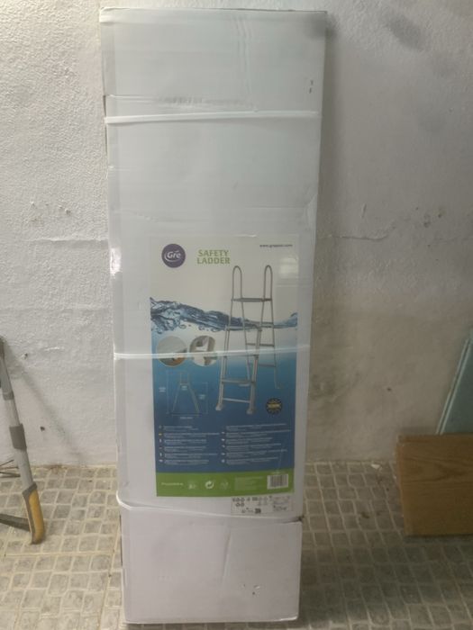 Kit Piscina Profissional Gre: Filtro 6m3/h + Aspirador Bateria + Escada + Mangueira – TUDO NOVO