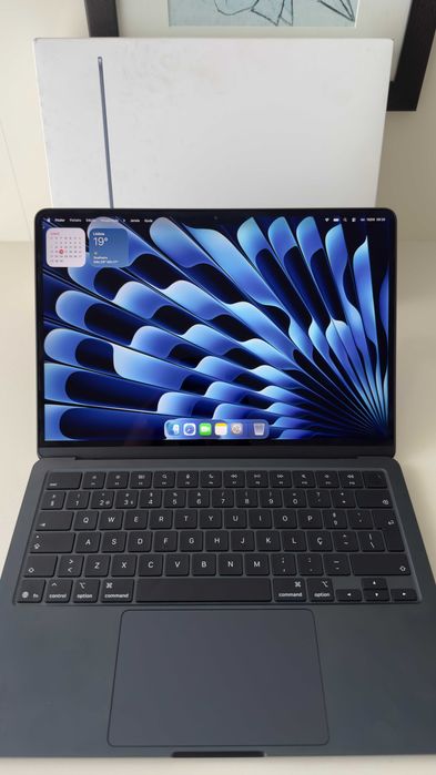 Apple Macbook Air M5 512GB 100% "azul" + todos os acessórios e fatura. Aceito trocas/retomas