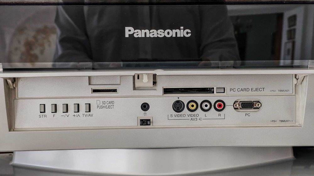 TV Panasonic Viera LCD 42"