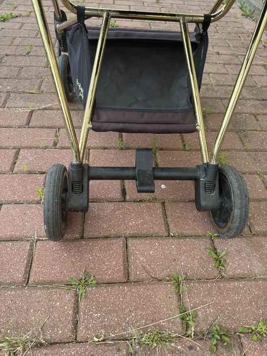Stelaż z kółkami  cybex mios
