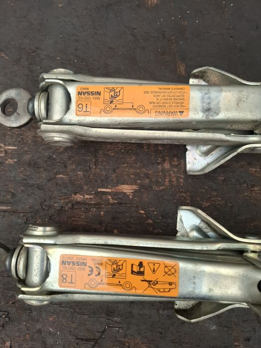 Домкрат X-trail t30