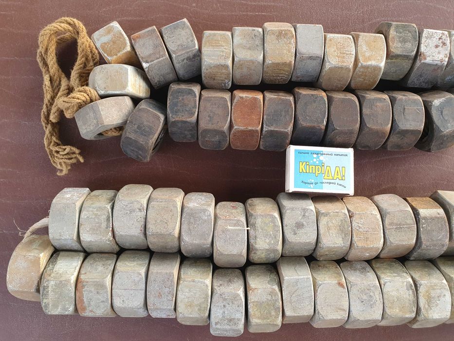 Гайка шестигранная М30 и М36.