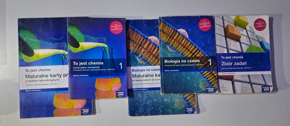 Sprzedam podręczniki do liceum/technikum
