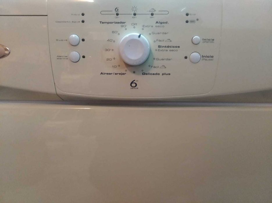 Máquina de secar Whirlpool 7Kg (Condensação) NOVA