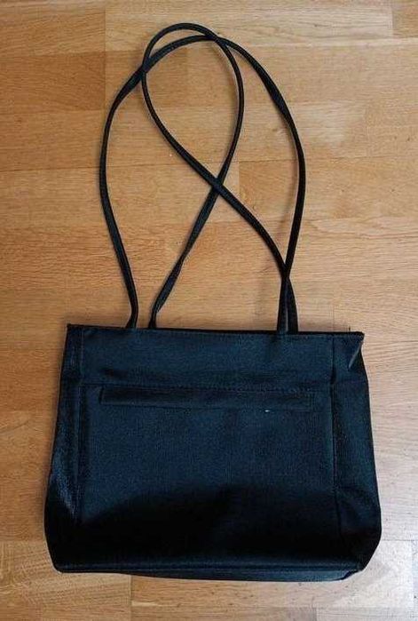 Nowa, elegancka, czarna torebka 25x25x7