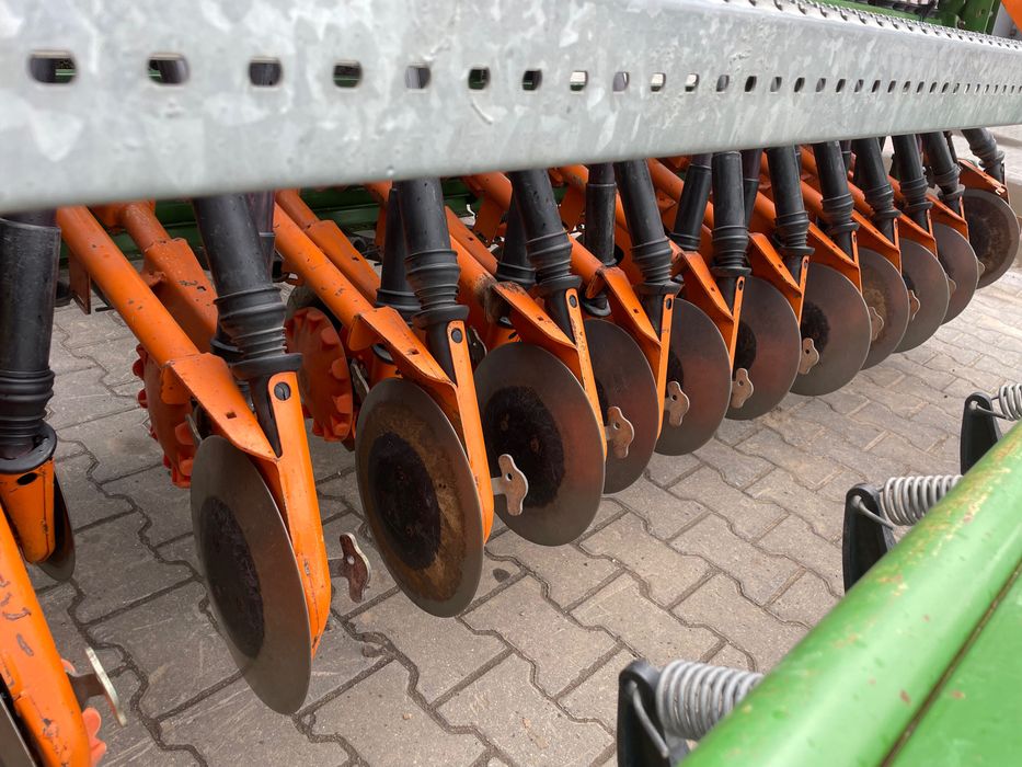 Siewnik Amazone D9 Talerzowy
