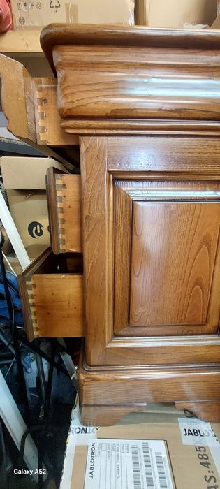 2 mesas de cabeceira