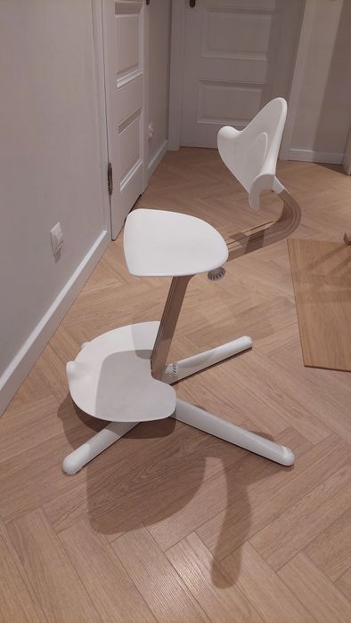 Krzesło krzesełko regulowane np. do biurka  Stokke Nomi. Polecam!