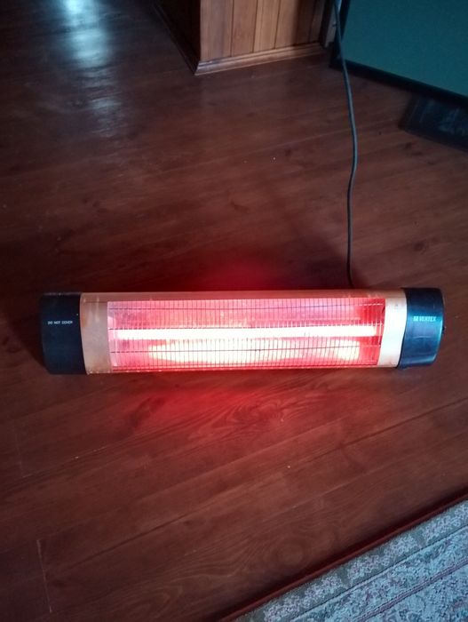 Продам настенный обогреватель