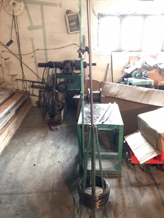 Верстат для виробництва штучних ялинок і хвої