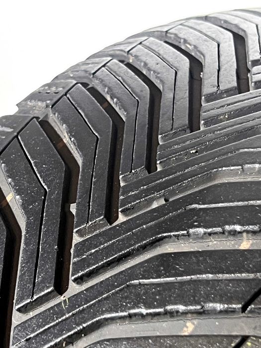 Pneus Michelin CrossClimate 2 - 225/50/17 - Excelentes