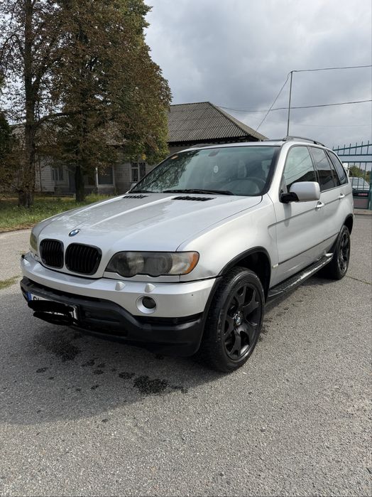 Авто БМВ Х5 3,0Дизель