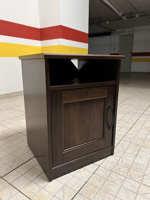 Mesa cabeceira Ikea songesand como novas